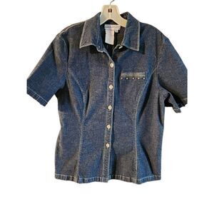 Lana Sport 12 denim button down short sleeved top.
